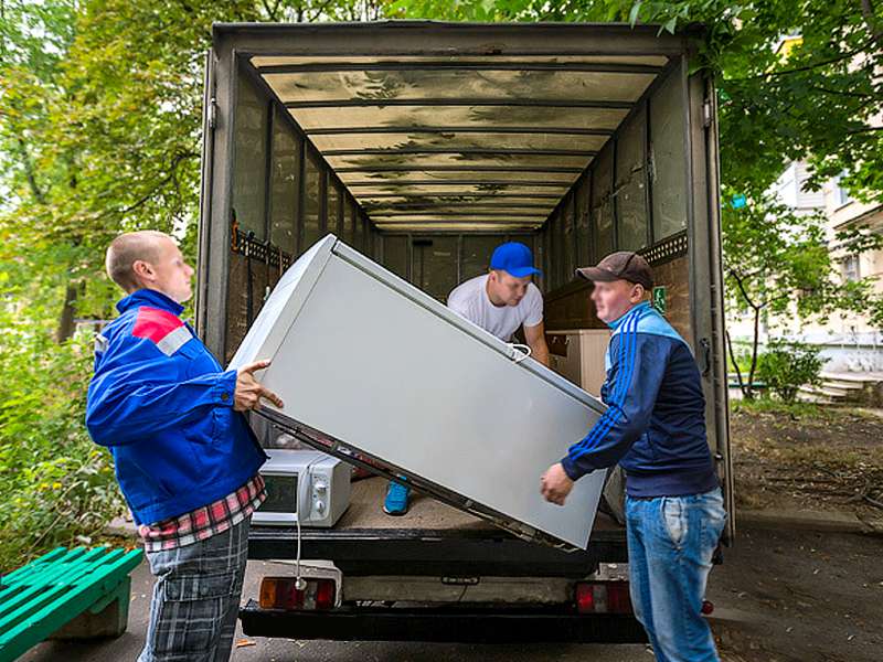 Перевезти детский деревянный манеж, чемодан С детскими вещами из Махачкалы в Ярославль